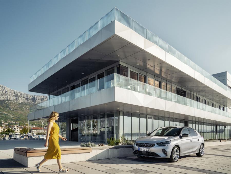  Opel Corsa (F) 2019 года  (фото 4 из 35)